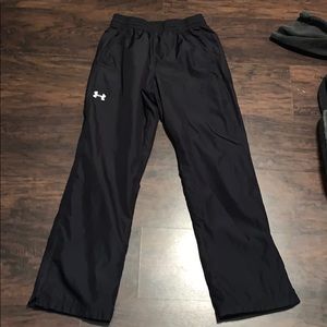 Men’s under armour wind pants